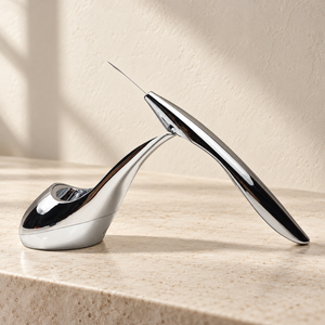 Ultrasonic Skin Scrubber – Deep Cleansing & Blackhead Removal Device — product presentation